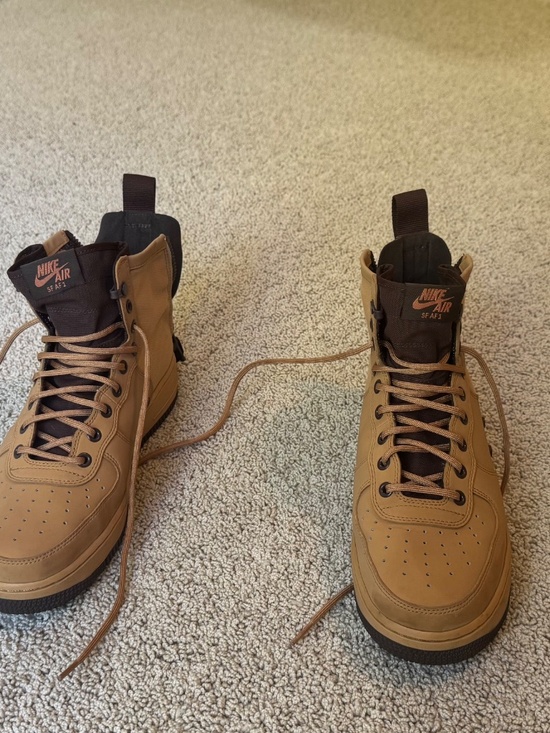 Nike Air Force 1 SF Mid Pre production sample. Unreleased color way main image 6